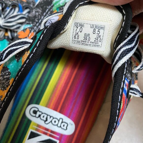 Vans Crayola Authentic Unisex Sneaker Size 7M / 8.5 W Multicolor Floral Hawaiian - Picture 4 of 8